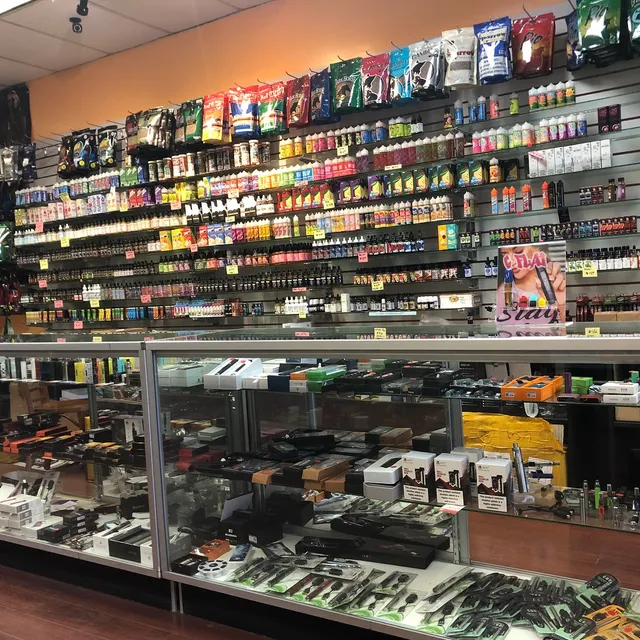 Smoke shop of chester