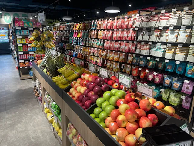 Healthy Planet - Yonge & Dundas