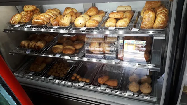 Panificadora e Confeitaria Espaço do Pão