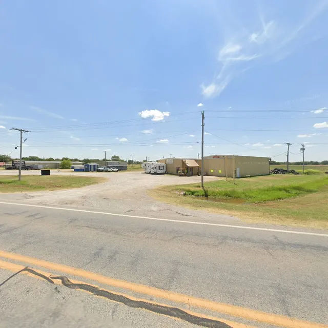 Waurika Truck And Tire Center