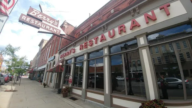 Berry's on Main - Norwalk, OH