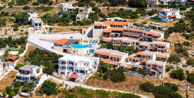 Creta Suites