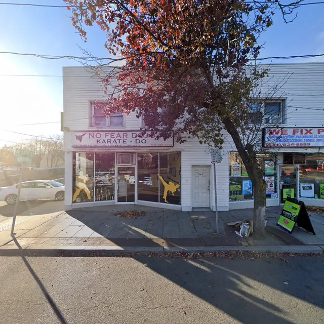 Hungtinton Coffee Shop & Grocery