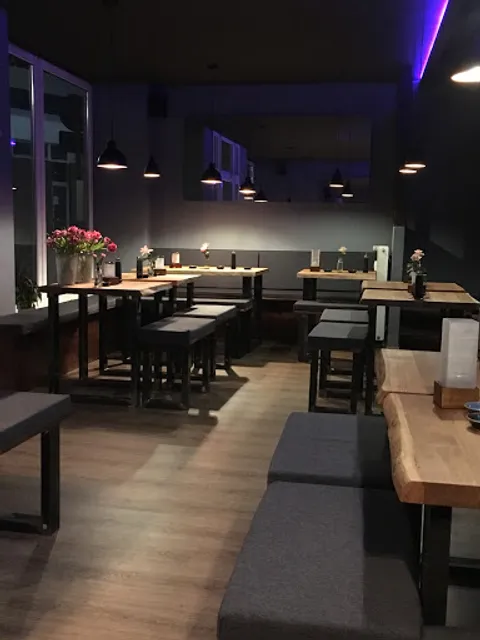 TnT | The Modern Asia