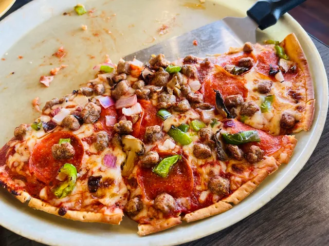 Mazzio’s Pizza & Wings