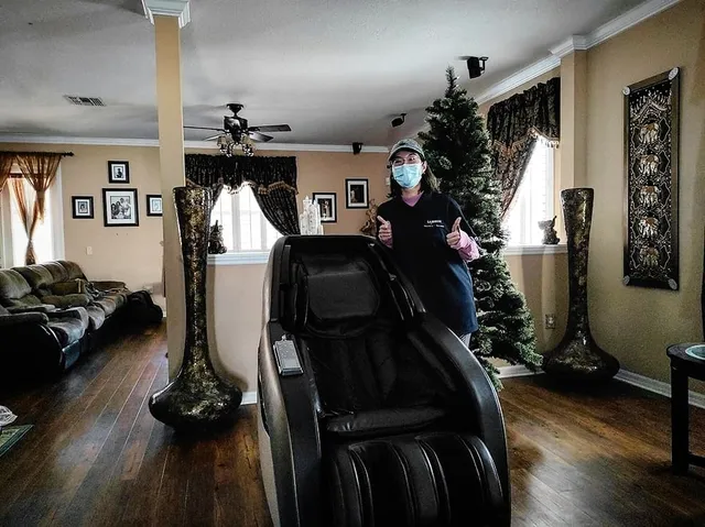 Floridian Brand | Massage Chairs – Sales (By Appointment), Rentals & All-Brand Service