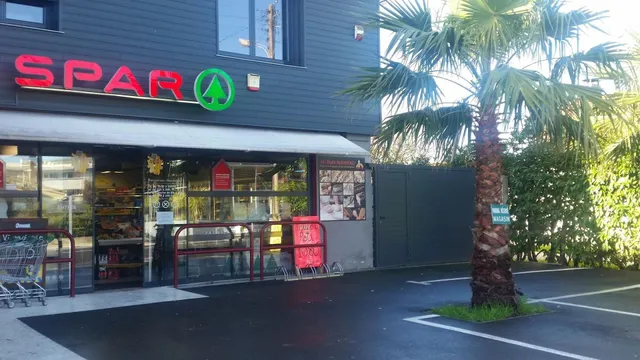 SPAR LA TESTE DE BUCH