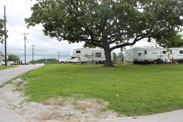 Rt 66 Mobile Home & RV Park