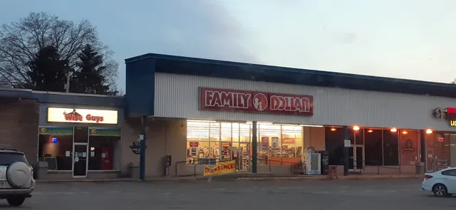 Warwood Shopping Center