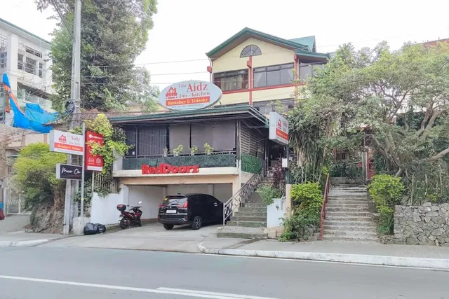 RedDoorz Hostel @ Tita Aidz Inn Baguio