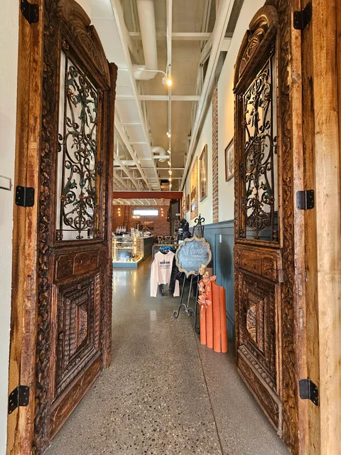 Backroads Coffeehouse & Lunchboxx