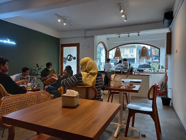 Sedari kopi dan teh BSD