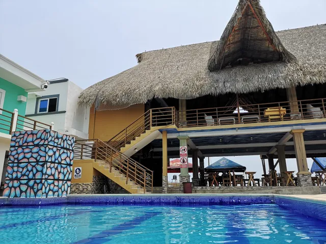 RESORT VALLADARES UN PARAISO TROPICAL