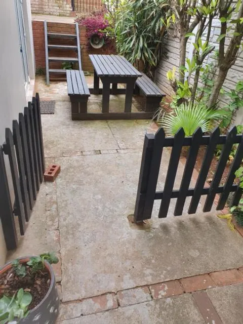 Guest House on Gillian