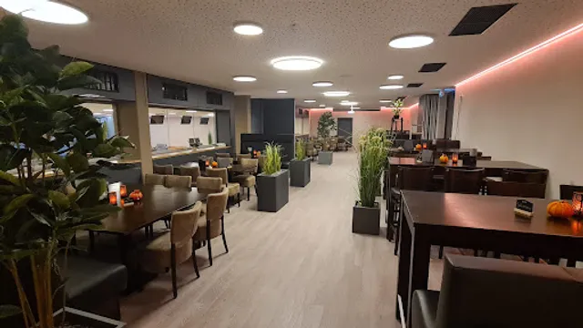 HALLE NEUN - Kegelbahn & Gaststätte (Restaurant Olympiahalle)