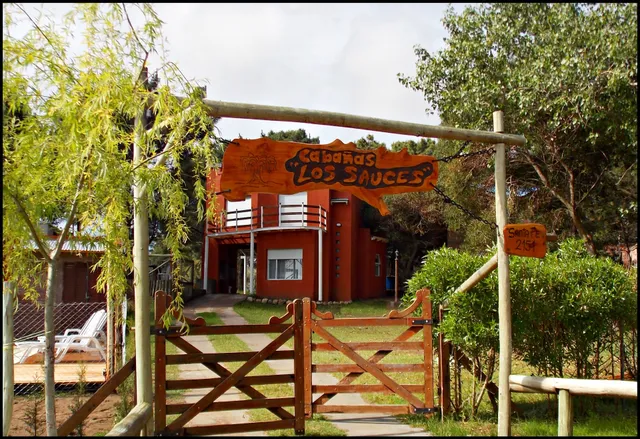 Complejo Los Sauces, Monte Hermoso