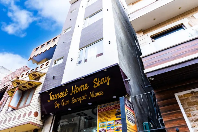 Jasneet Homestay
