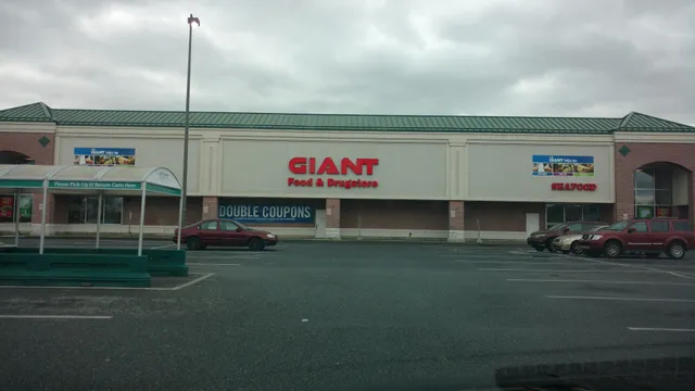GIANT