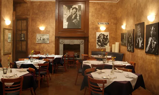 Restaurante Bar Hank's Querétaro