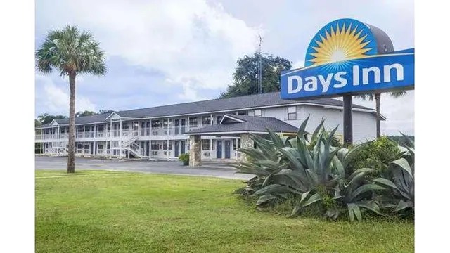 Days Inn by Wyndham Madison