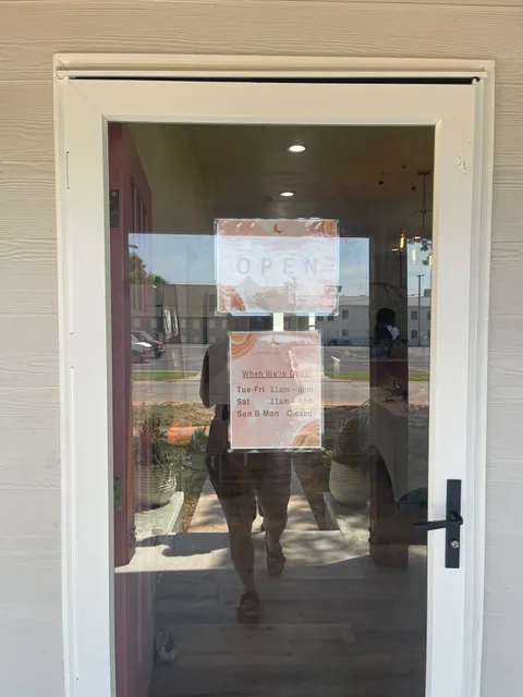 Oakwise Apothecary & Ritual Center