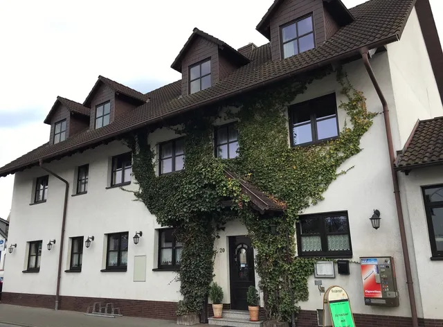Pension & Gasthaus Kahren