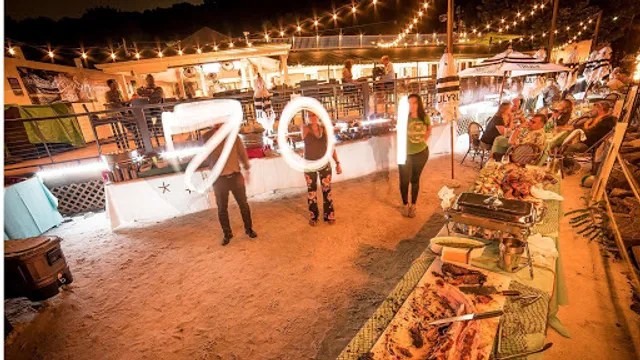 Pier 701 Restaurant & Bar