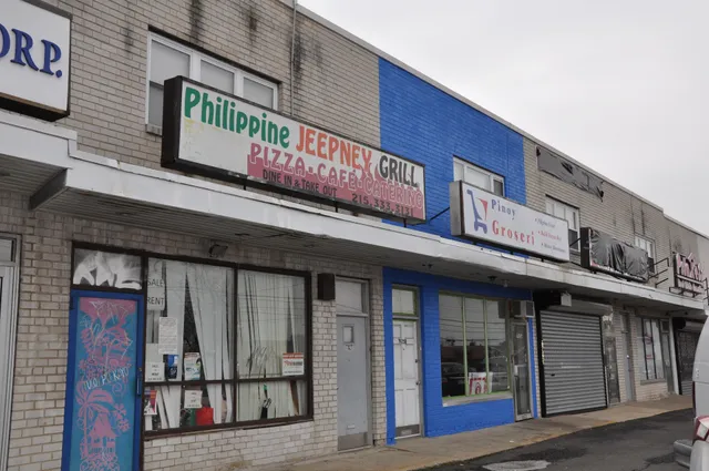 Pinoy Groseri (Filipino Grocery Store at Philadelphia)