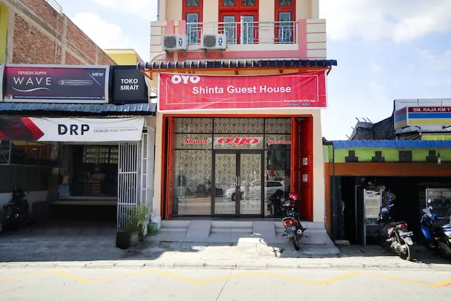 OYO 3844 Shinta Guesthouse