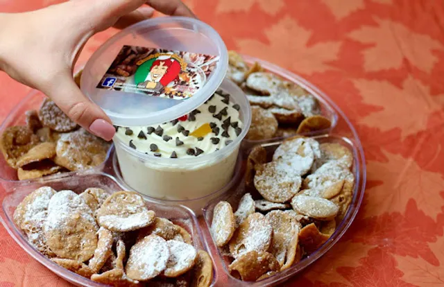 Mama's Famous Cannoli Chips Co.