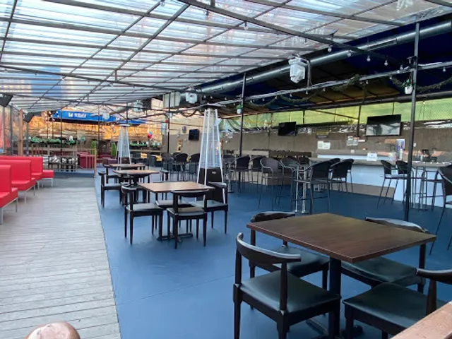 Makumba Restaurant Bar