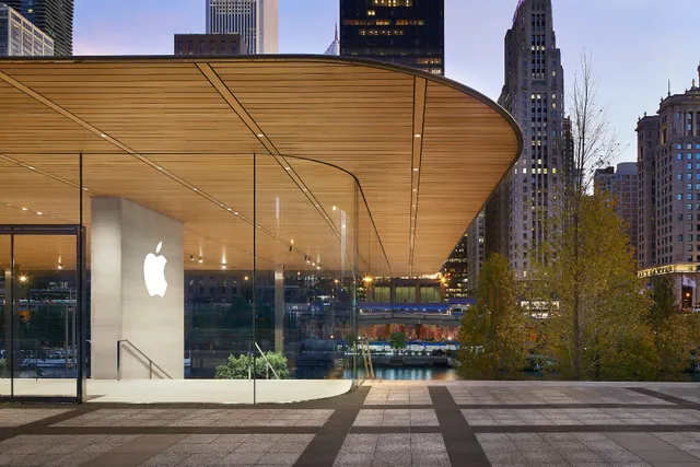 Apple Michigan Avenue