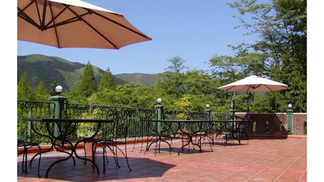 生野高原 オーベルジュ カッセル（宿泊施設・レストラン・RVパーク）