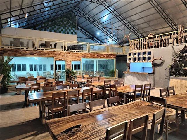 RM AMORY MAROS - RESTO SEAFOOD SPECIALIST & NASI TEMPONG