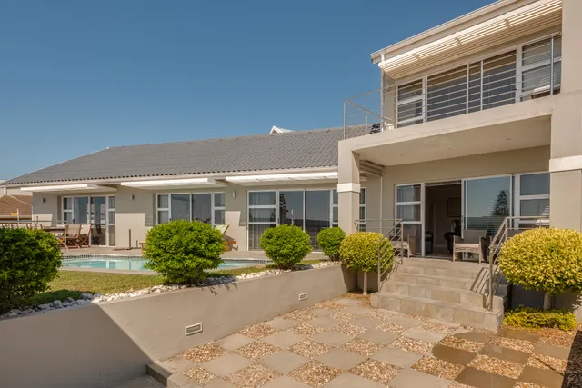 Harbour Cottages, Humewood