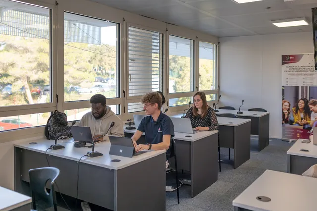 DSTI School of Engineering | Campus Nice Sophia-Antipolis