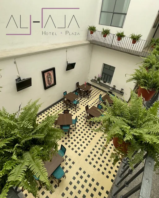 ALHAJA Hotel + Plaza