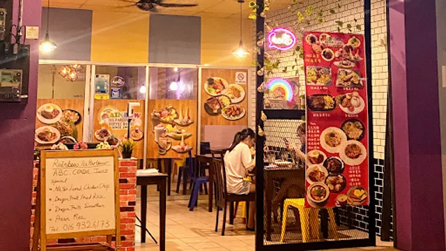 Ice Parlour & Coffee House Since 1991