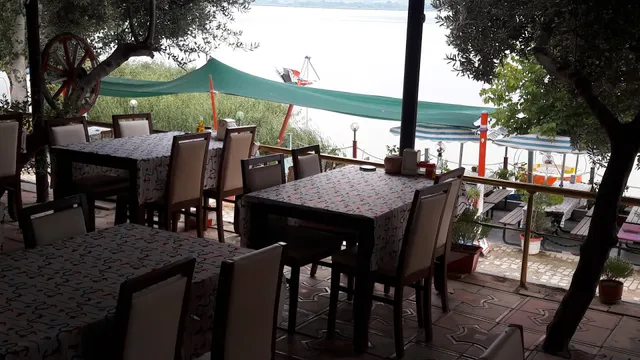 Gölyazı Gölgören Et Balık Kahvaltı ve Pansiyon