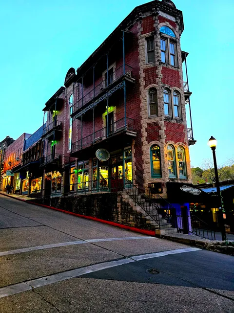 Wilson & Wilson Folk Art Co