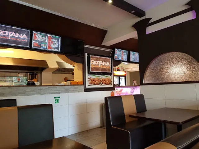 Rotana Pizzeria🍕