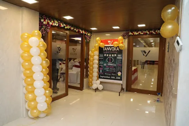 V Grand Family Restaurant