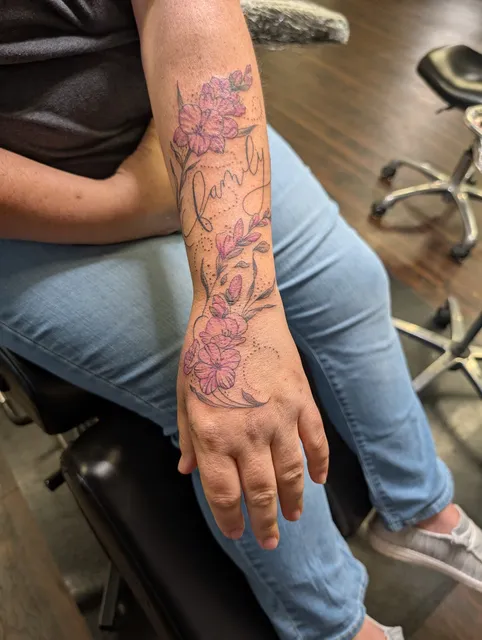 Clinton Ink Tattoo Studio