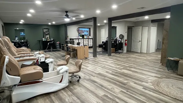 Artistry Beauty Lounge