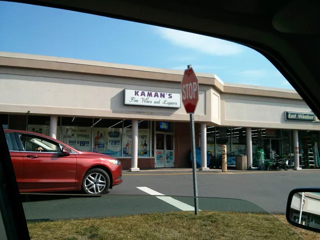 Kaman's Wines & Liquors
