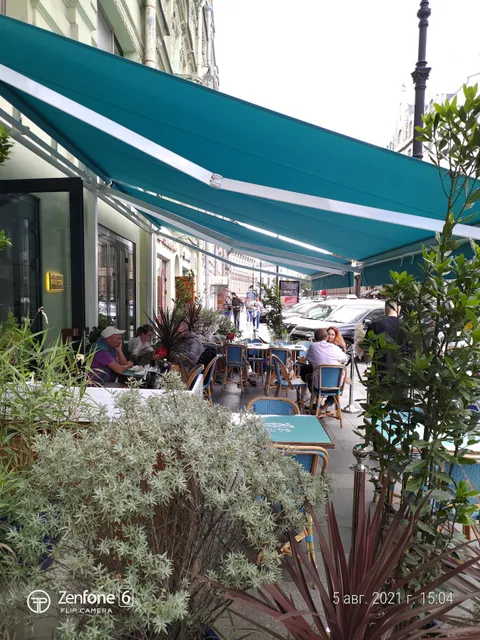 DA MANU на Большой Морской