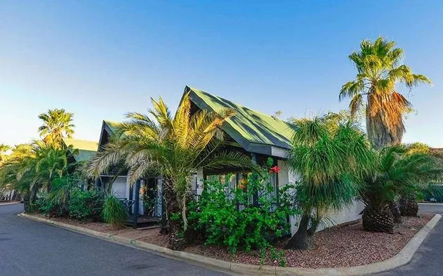 Desert Palms Alice Springs