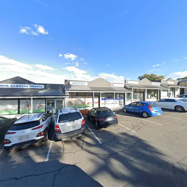 Windsor Gardens Village Shopping Centre