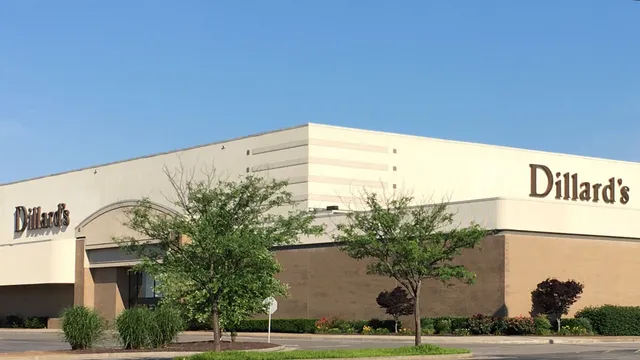 Dillard's