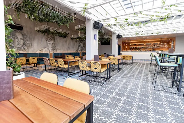 General Gordon Hotel